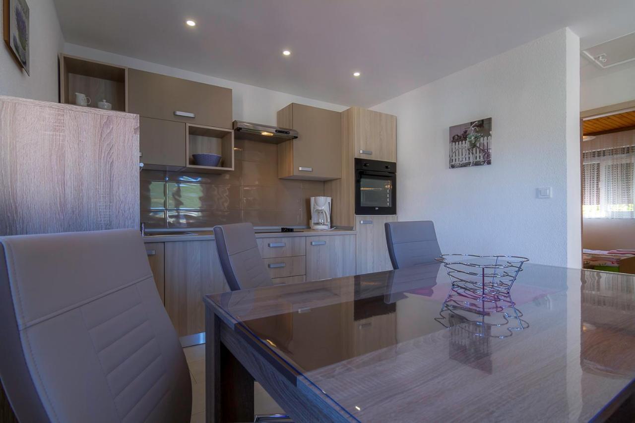 Apartment Tariba Supetarska Draga Extérieur photo