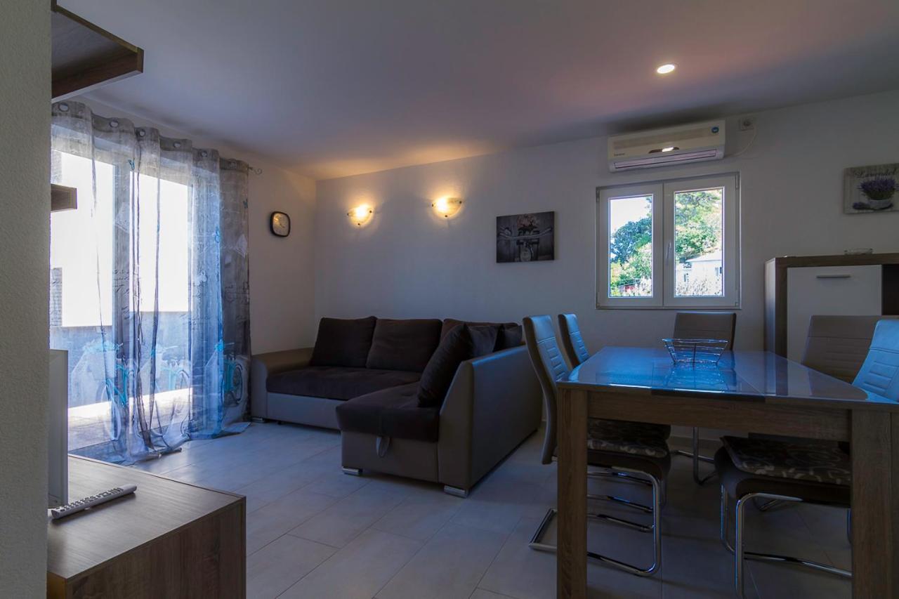 Apartment Tariba Supetarska Draga Extérieur photo