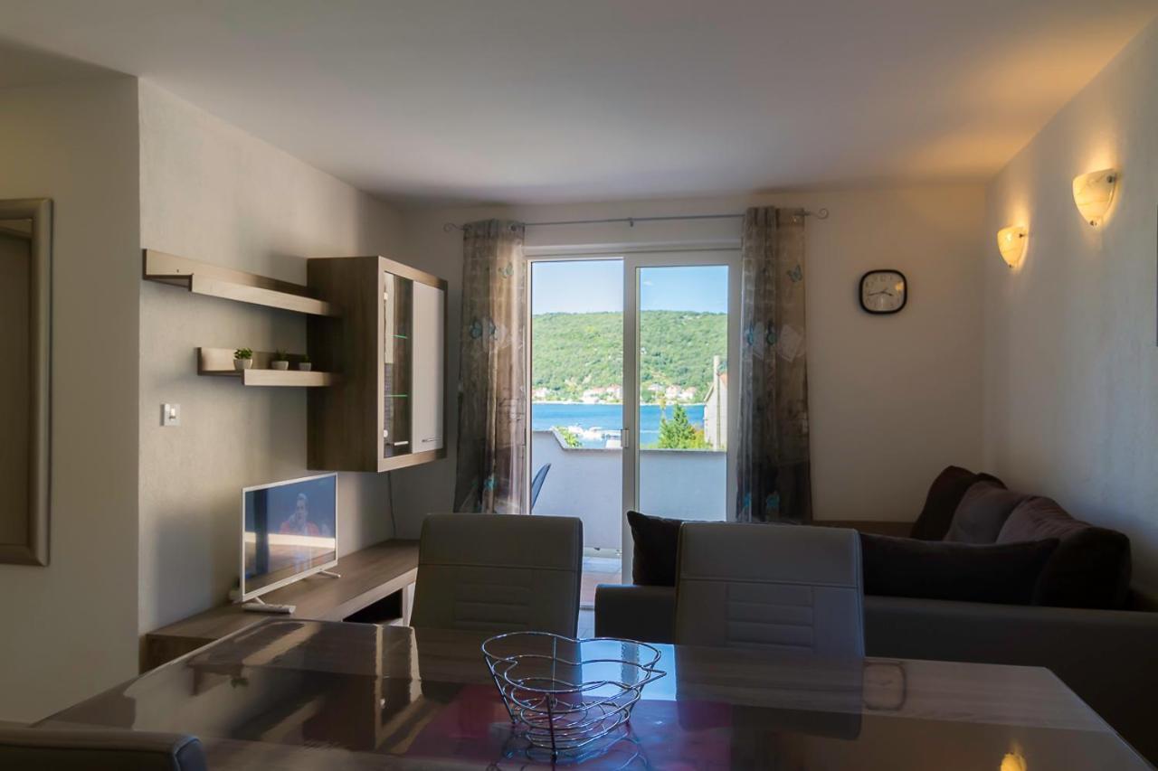 Apartment Tariba Supetarska Draga Extérieur photo